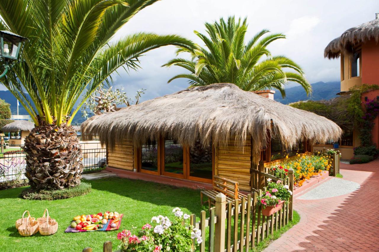 Hosteria Cabanas Del Lago 오타발로 외부 사진